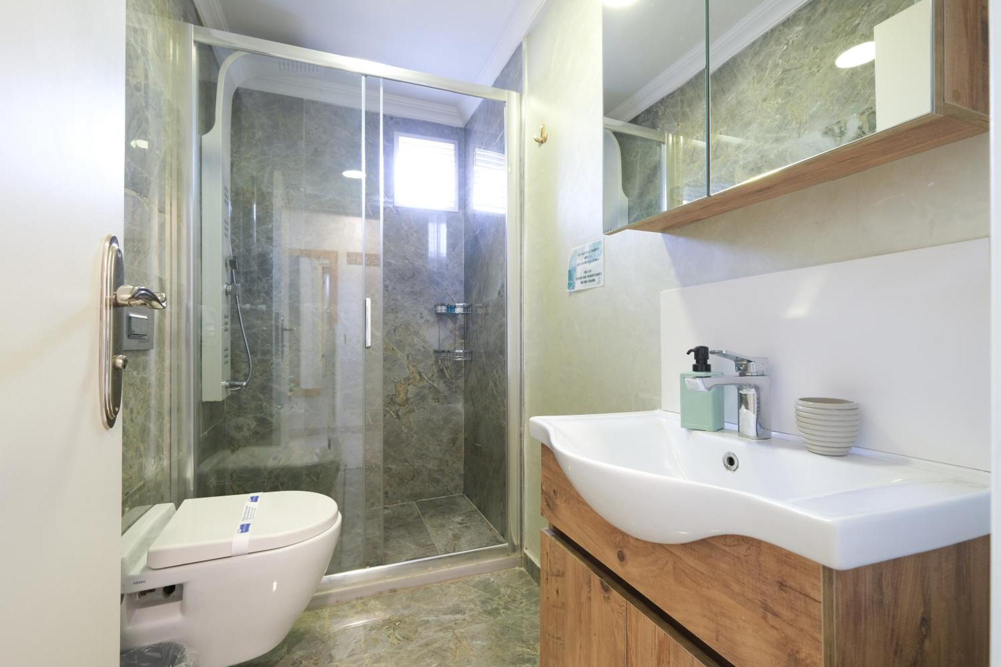 Hotel Loren Hotel&suites 3*