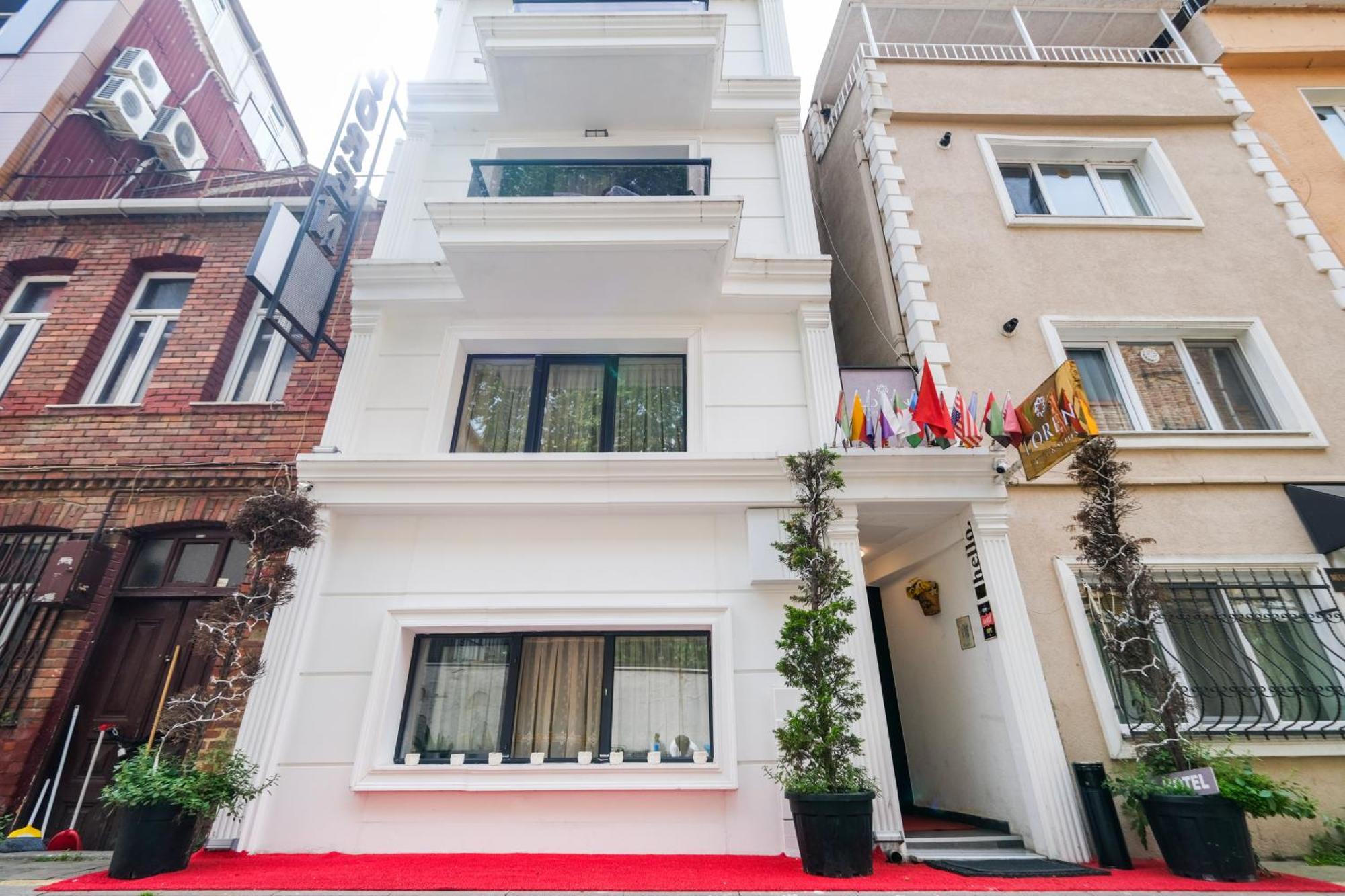 Loren Hotel&suites Hotel