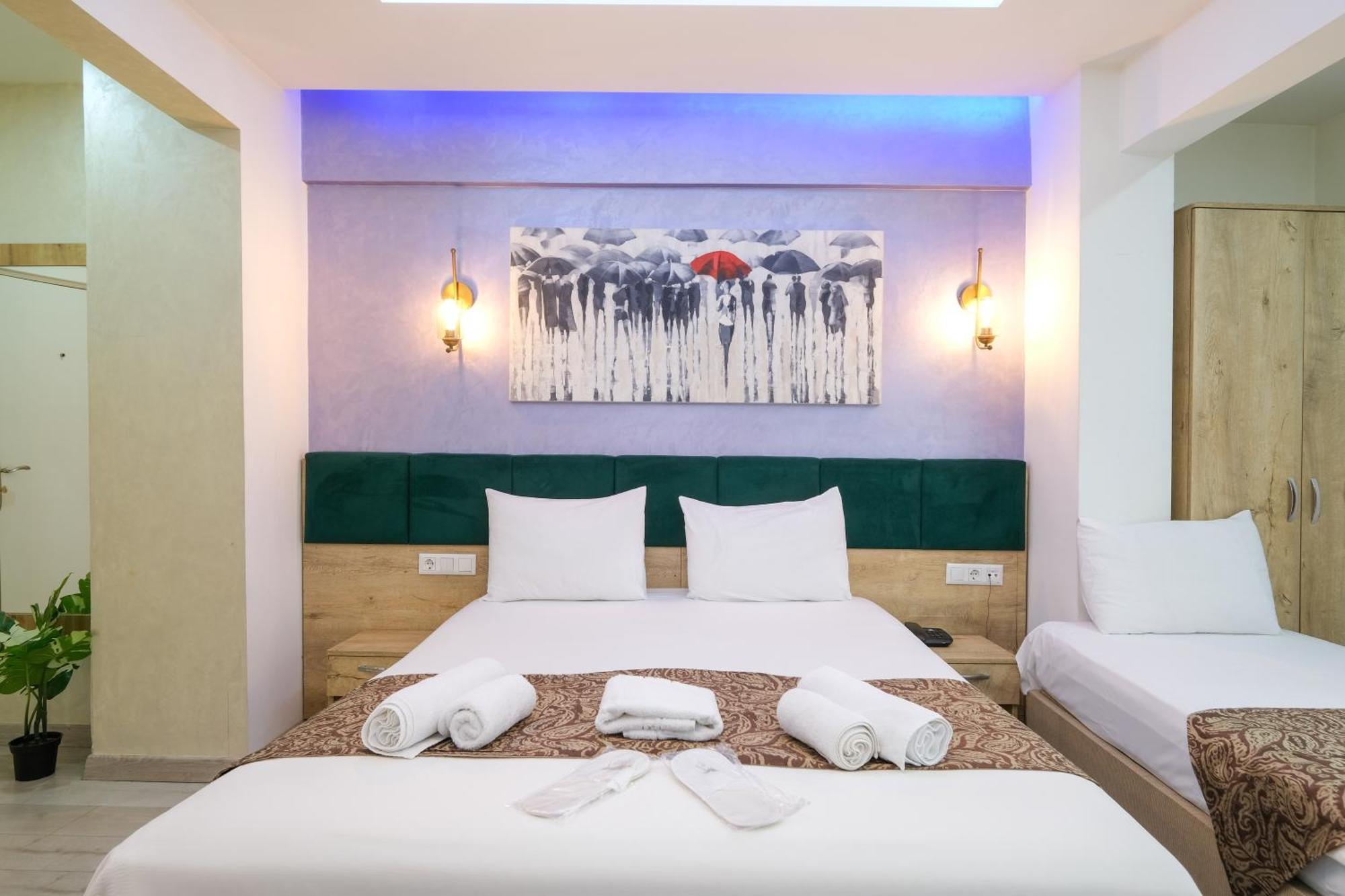 Hotel Loren Hotel&suites 3*